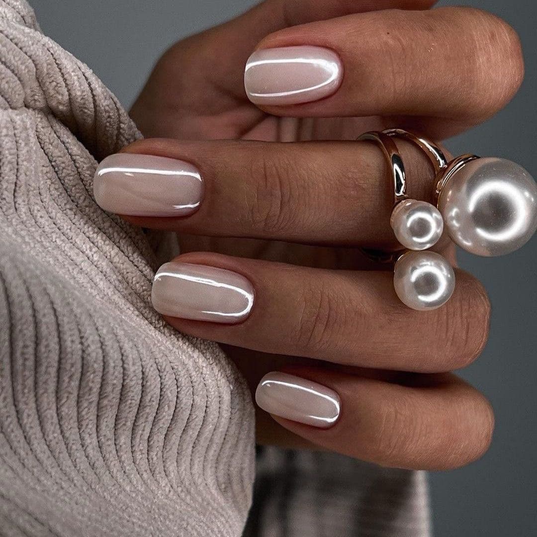 Minimalistyczny french manicure Nail Lash Time, nude, Warszawa Żoliborz