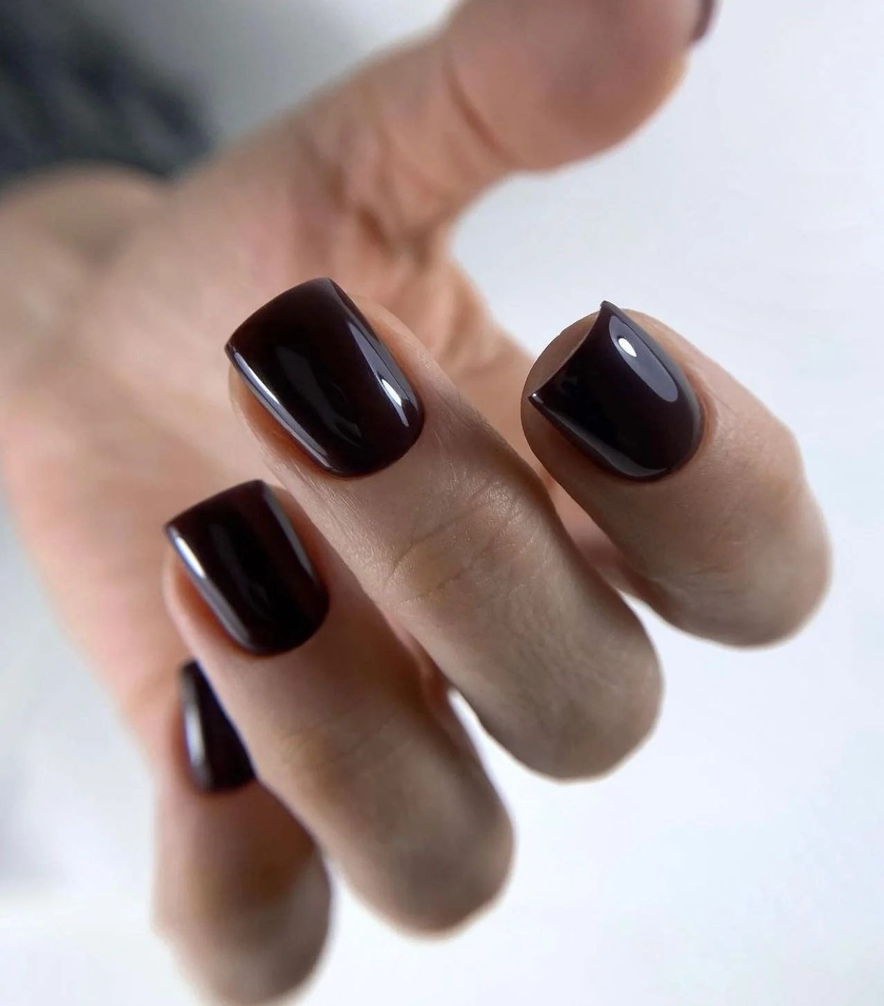 Minimal, Ciemne, Nail Lash Time, ciemne, Warszawa Żoliborz