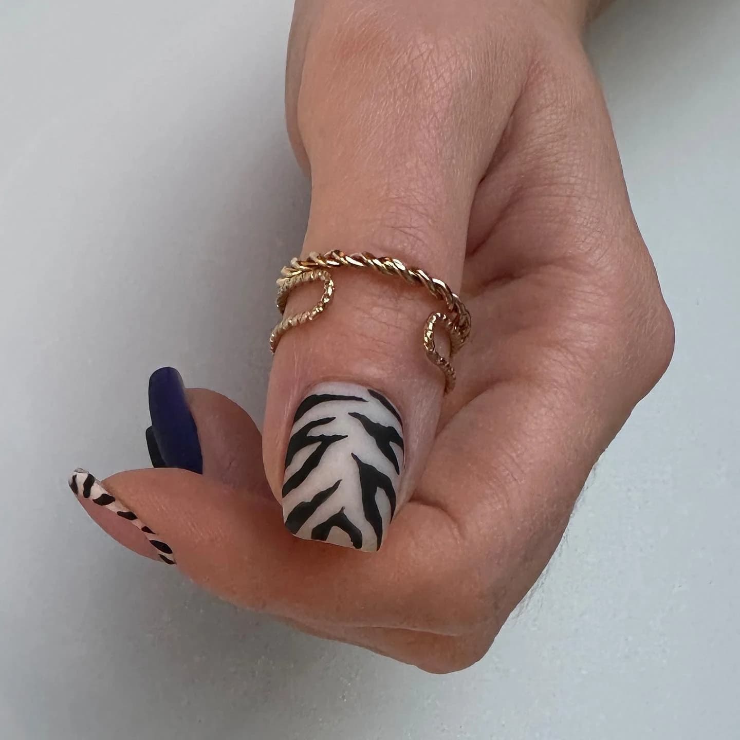 Zdobienia, Ciemne, Nail Lash Time, ciemne, Warszawa Żoliborz