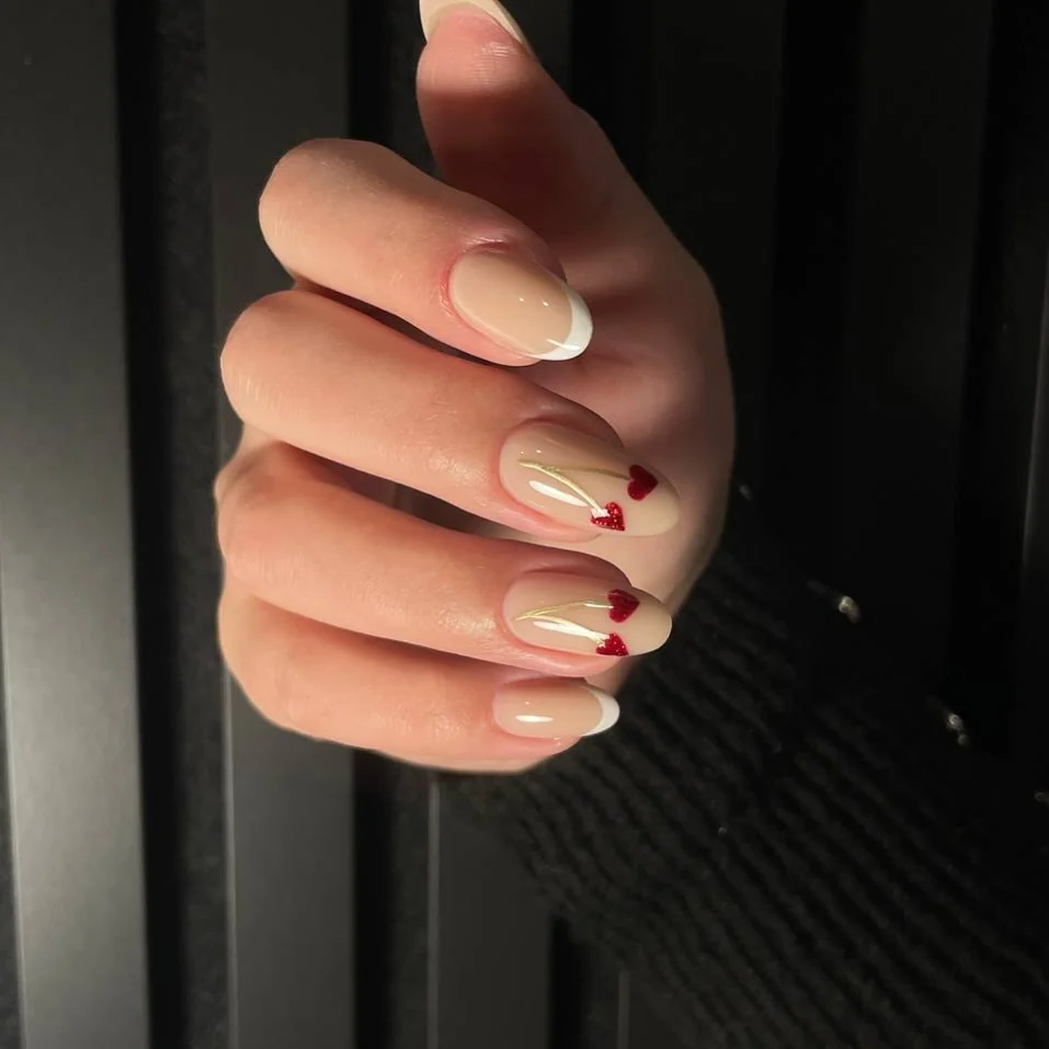French, Czerwień, Nail Lash Time, czerwień, Warszawa Żoliborz